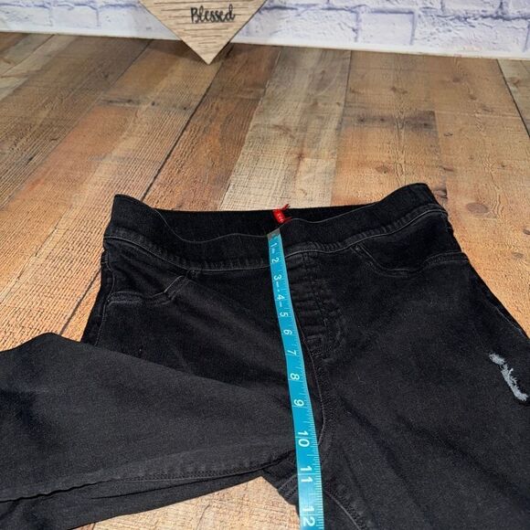 Spanx Vintage Distressed Ankle Skinny Jeans Size Large Black 20213R 
Size L - Picture 7 of 11